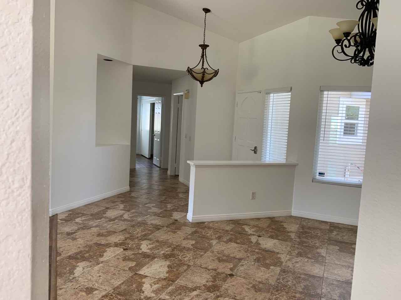 542 Trailridge Dr - Photo 7 of 8