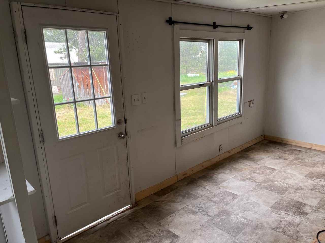 1130 Monte Cir #14 - Photo 4 of 10