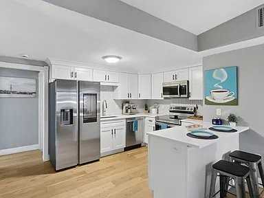 115 W 7th St #5 - Photo 6 of 16