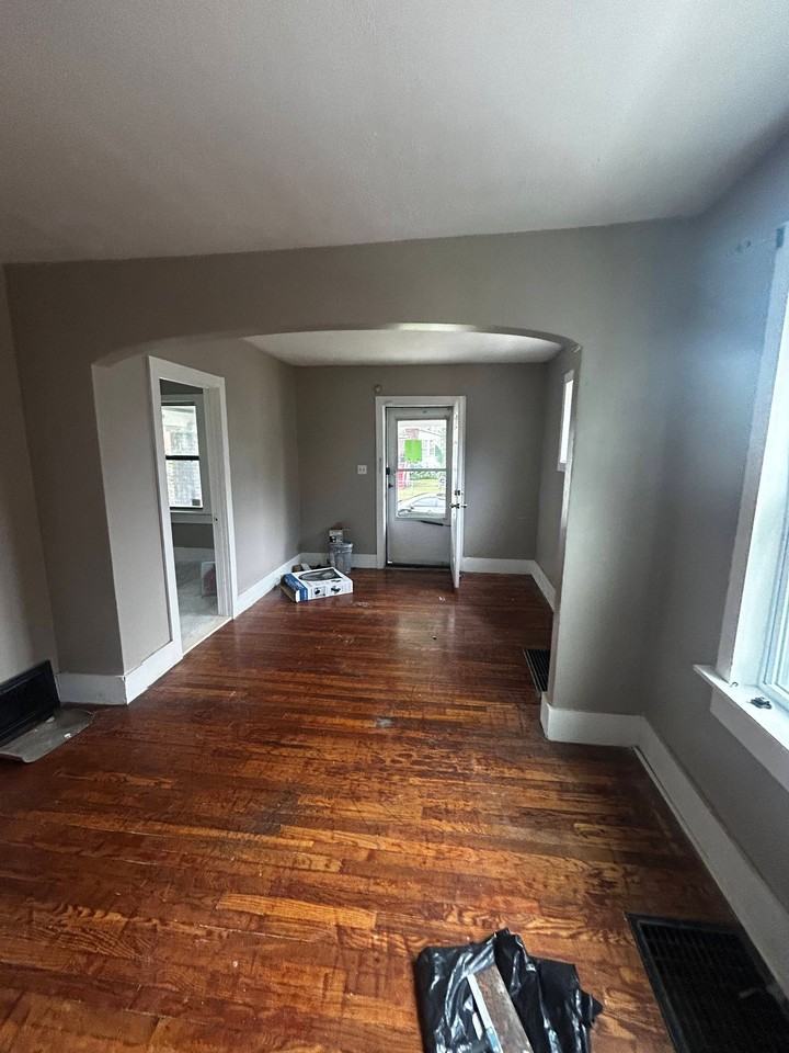 2519 Crescent Ave - Photo 7 of 20