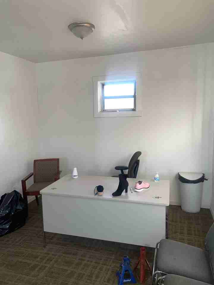 6069 Harney Ave - Photo 4 of 19