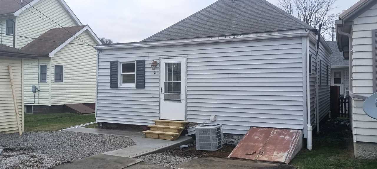 21 Lydia Ln - Photo 2 of 15