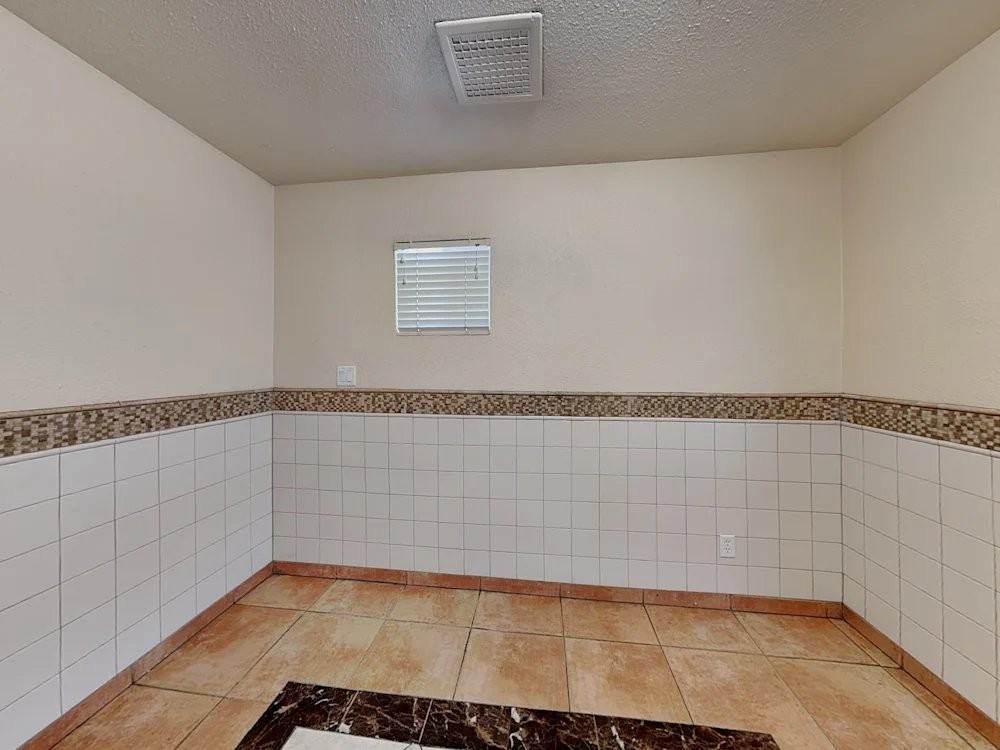 3734 W Columbine Dr - Photo 3 of 10