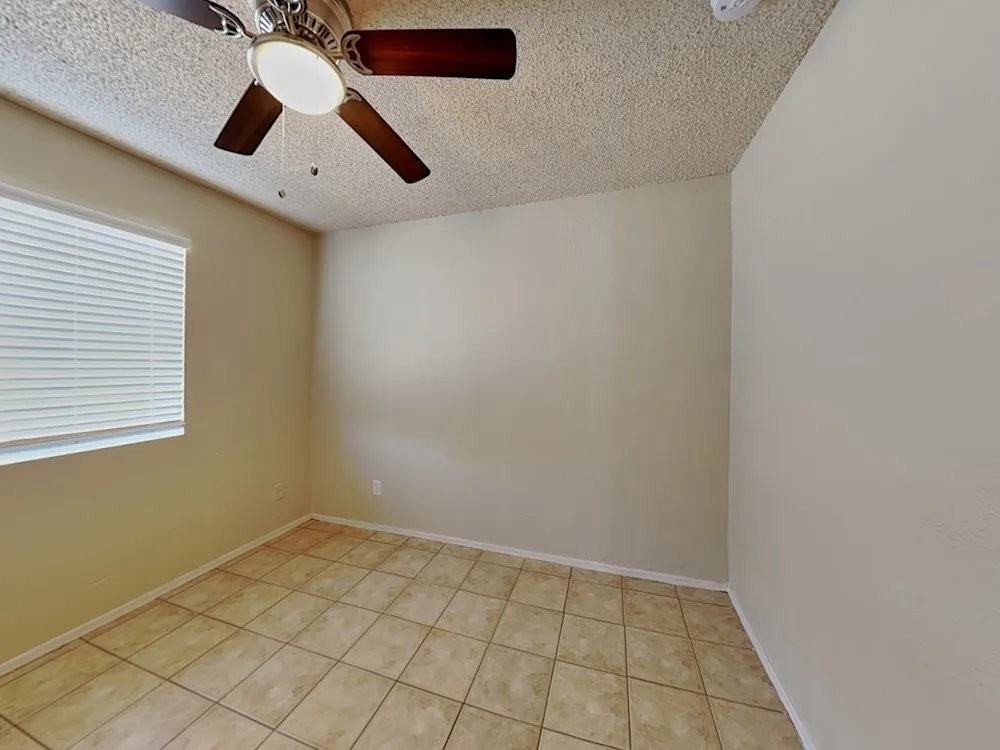 3734 W Columbine Dr - Photo 6 of 10