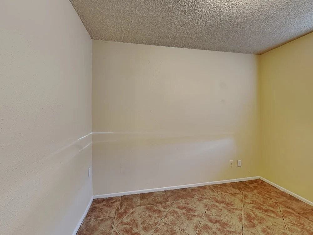 3734 W Columbine Dr - Photo 7 of 10