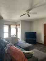 featured image of 717 W Broadway St #1