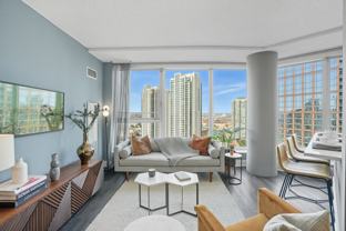 307 N Canal St - Photo 1 of 1