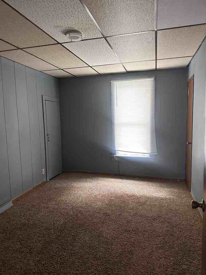 460 E Broadway St #2 - Photo 6 of 10