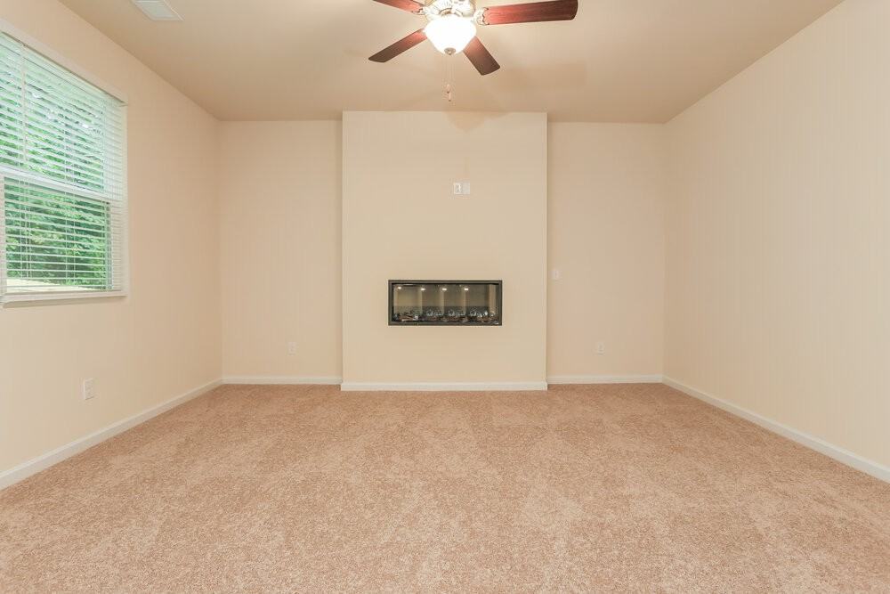 203 Hamilton Pointe Dr - Photo 4 of 17