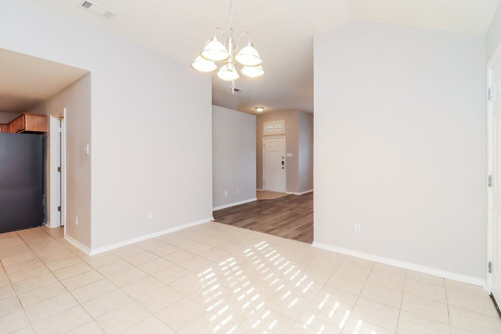 1201 Gray Dawn Dr - Photo 5 of 16