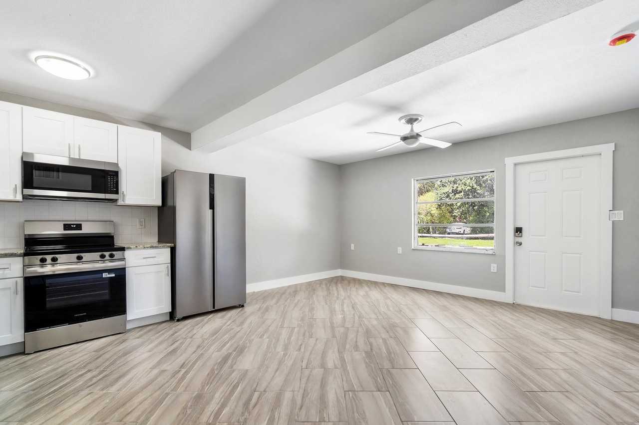 7885 Boca Ciega Dr #3 - Photo 5 of 44