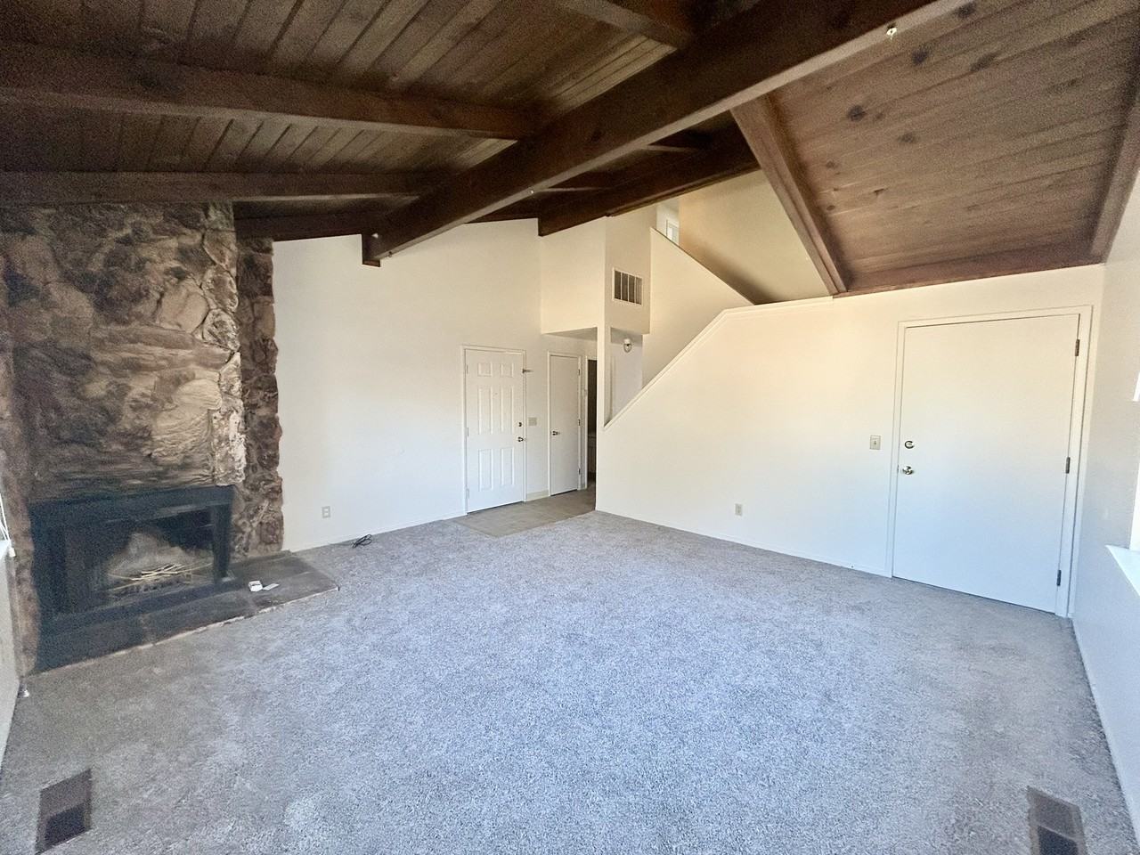 1476 Hussman Ave #A - Photo 5 of 12
