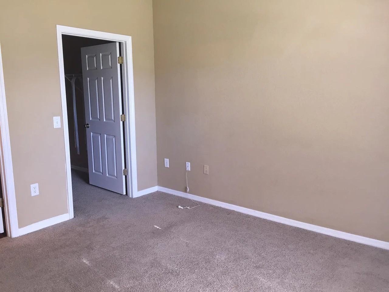 841 Grand Regency Pointe #105 - Photo 7 of 32