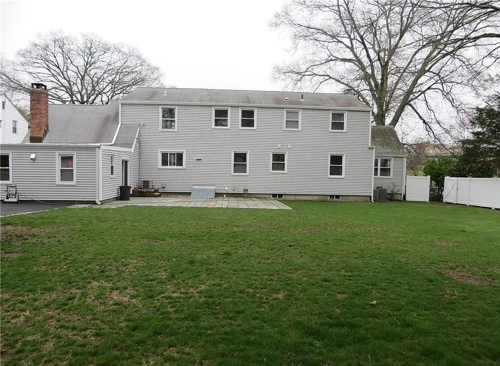 267 High Ridge Rd #NA - Photo 2 of 17
