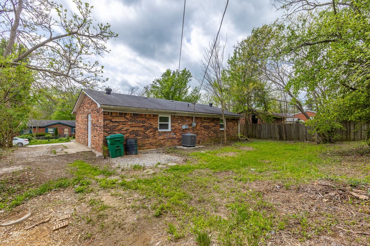 213 Brooks Rd #NA - Photo 3 of 13
