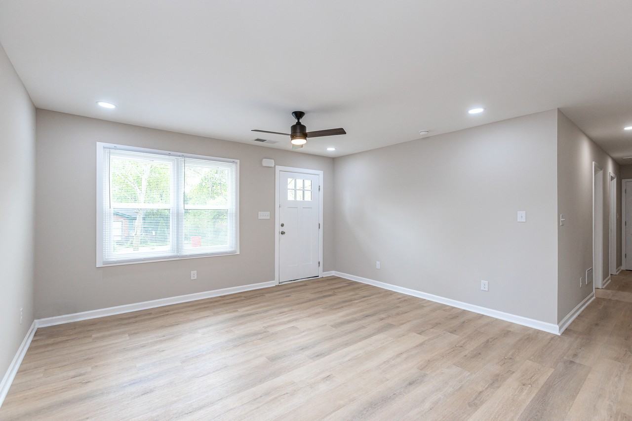 213 Brooks Rd #NA - Photo 5 of 13