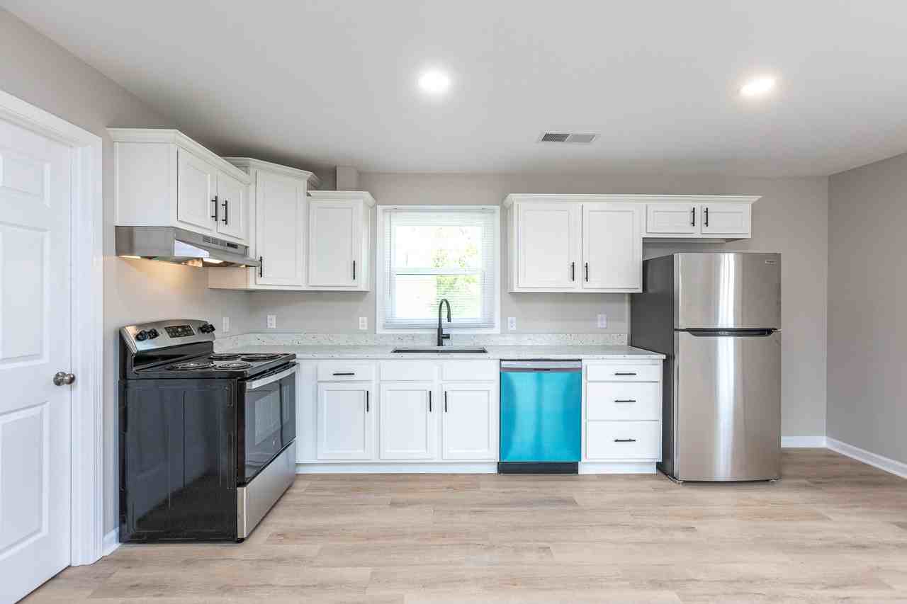 213 Brooks Rd #NA - Photo 7 of 13