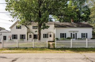 featured image of 2426 Garfield St #24
