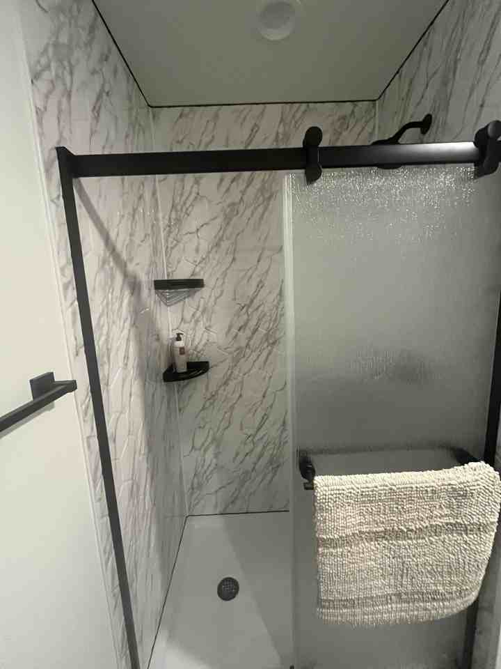 674 Clinton St #6 - Photo 3 of 10