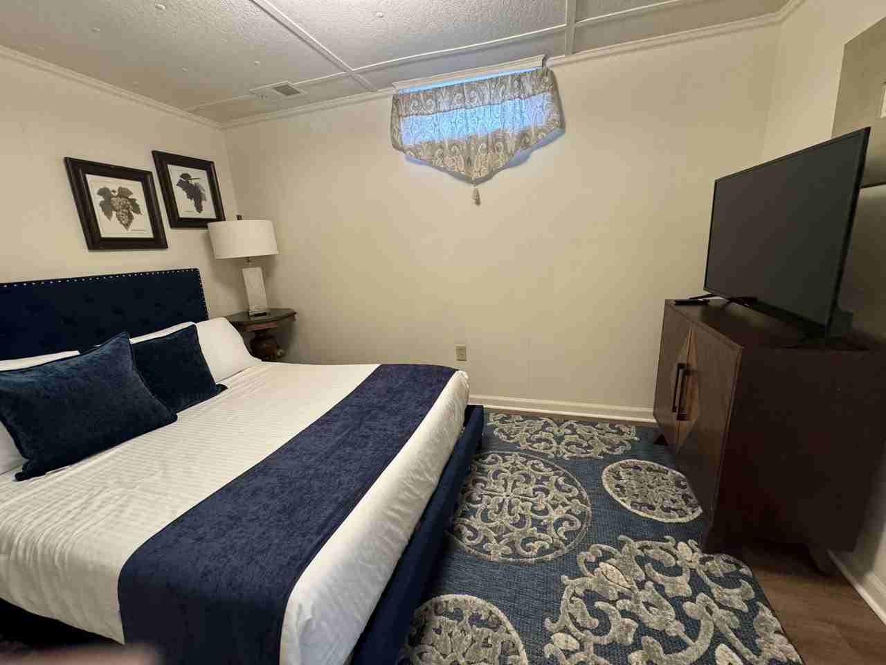 945 E Main St #2 - Photo 5 of 10