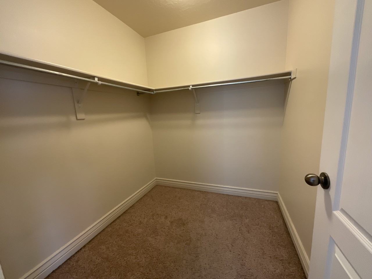 1077 E 390 N #MAIN - Photo 6 of 14