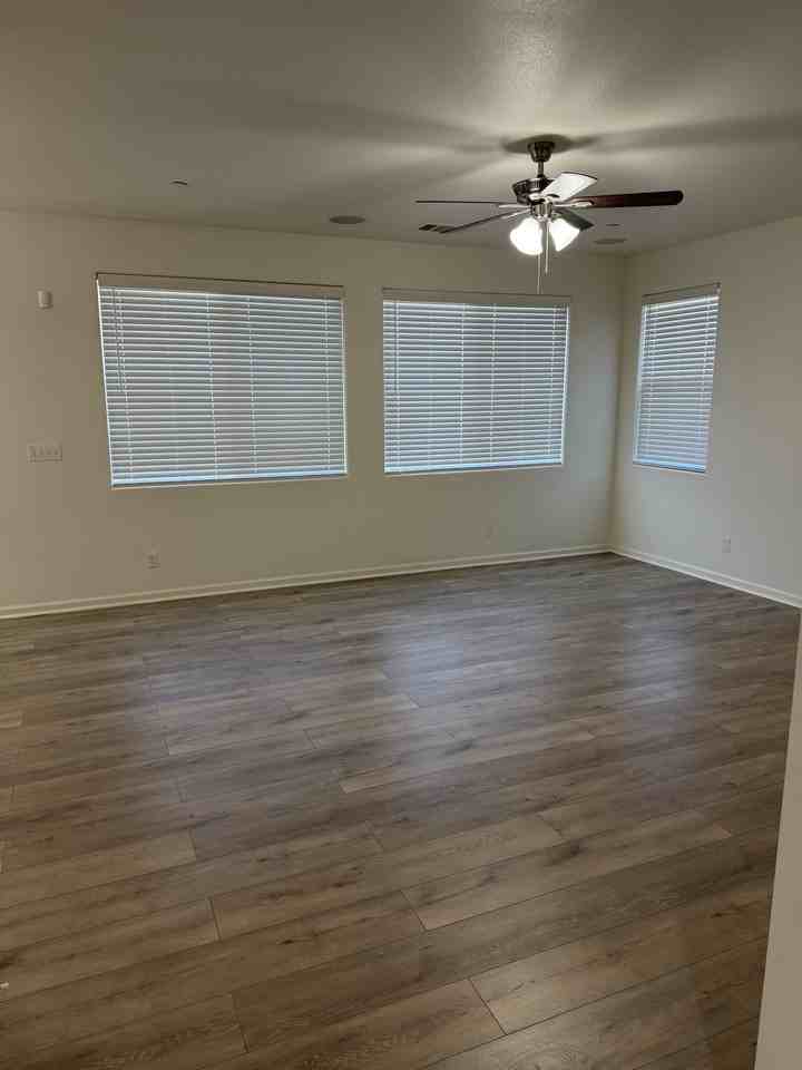 1774 Burgundy Way #NA - Photo 3 of 16