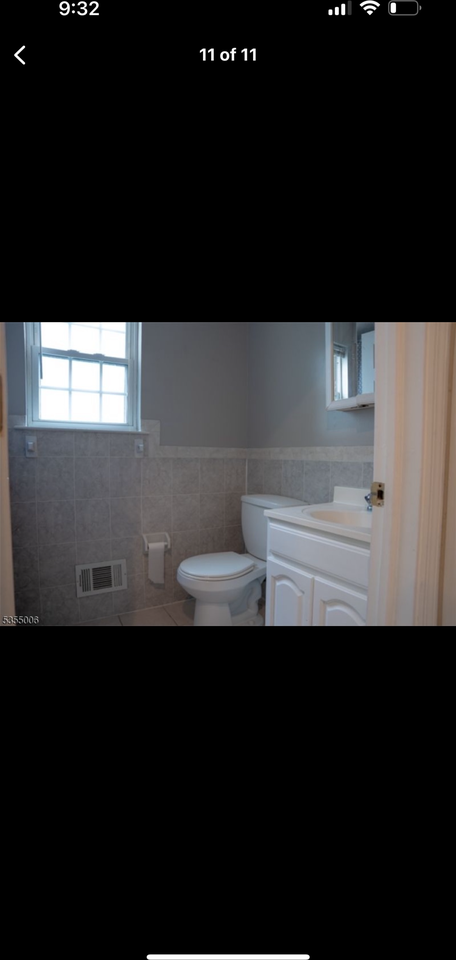 239 N 19th St #1 - Photo 6 of 12