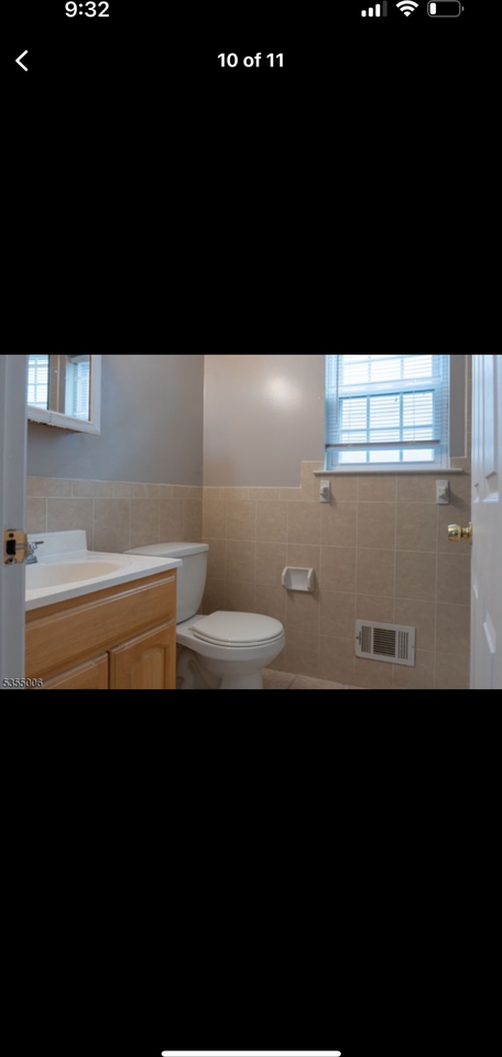 239 N 19th St #1 - Photo 7 of 12