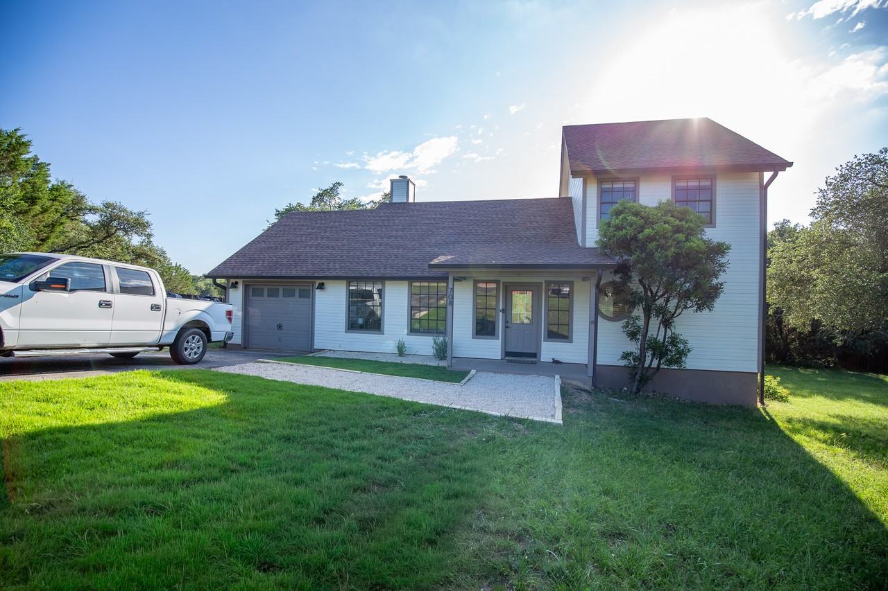 708 Cowal Dr S #NA - Photo 2 of 20