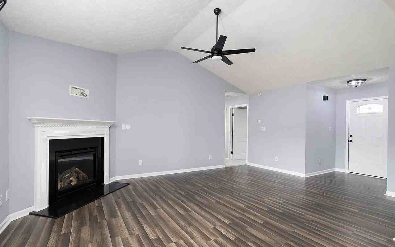 2549 Hunting Bow Dr #NA - Photo 5 of 22