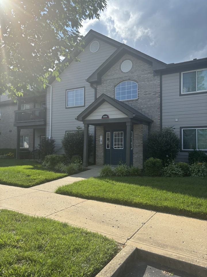 10405 Trotters Pointe Dr #204 - Photo 4 of 28