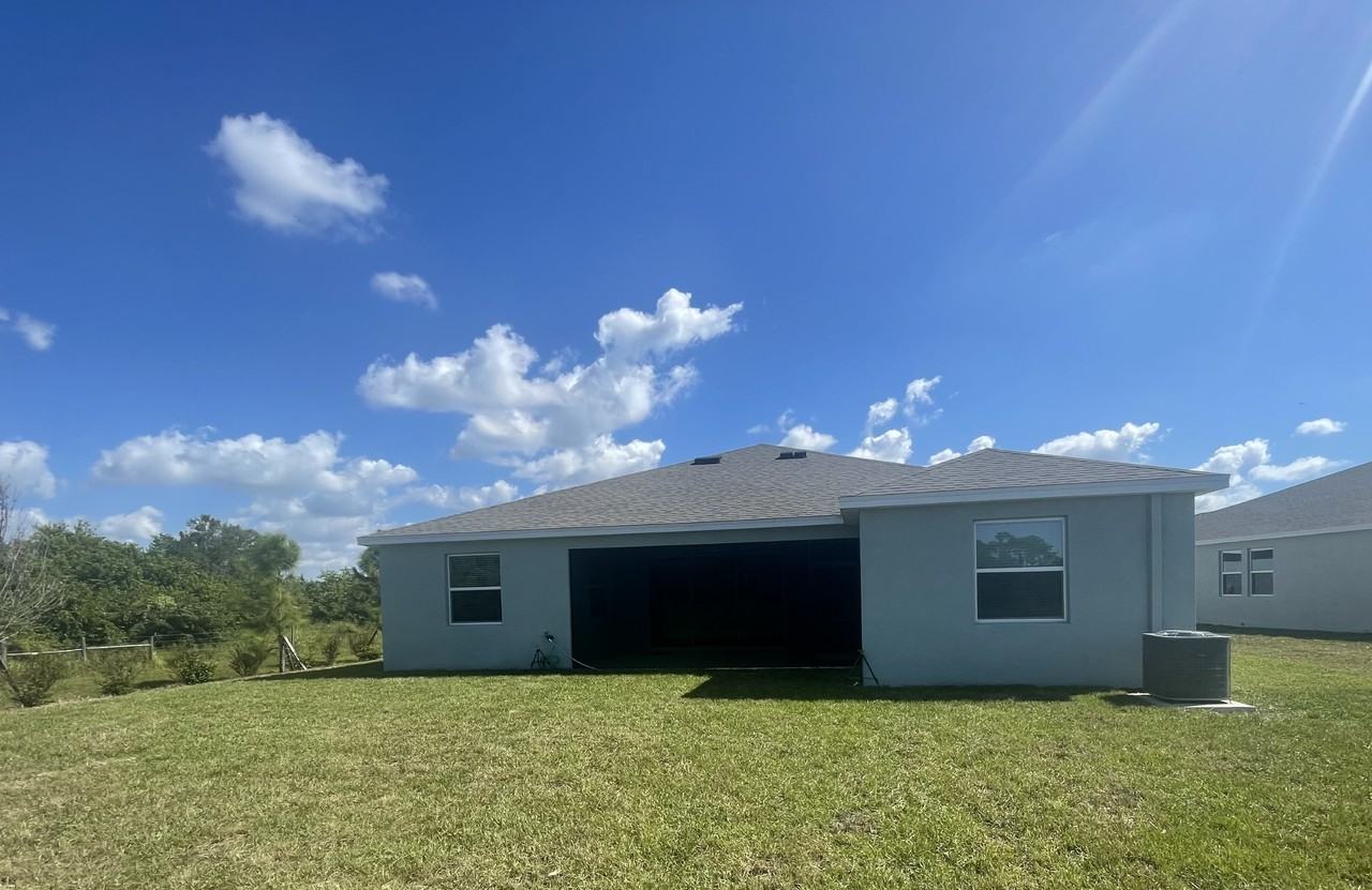 11007 Tamarack Pl #NA - Photo 3 of 16