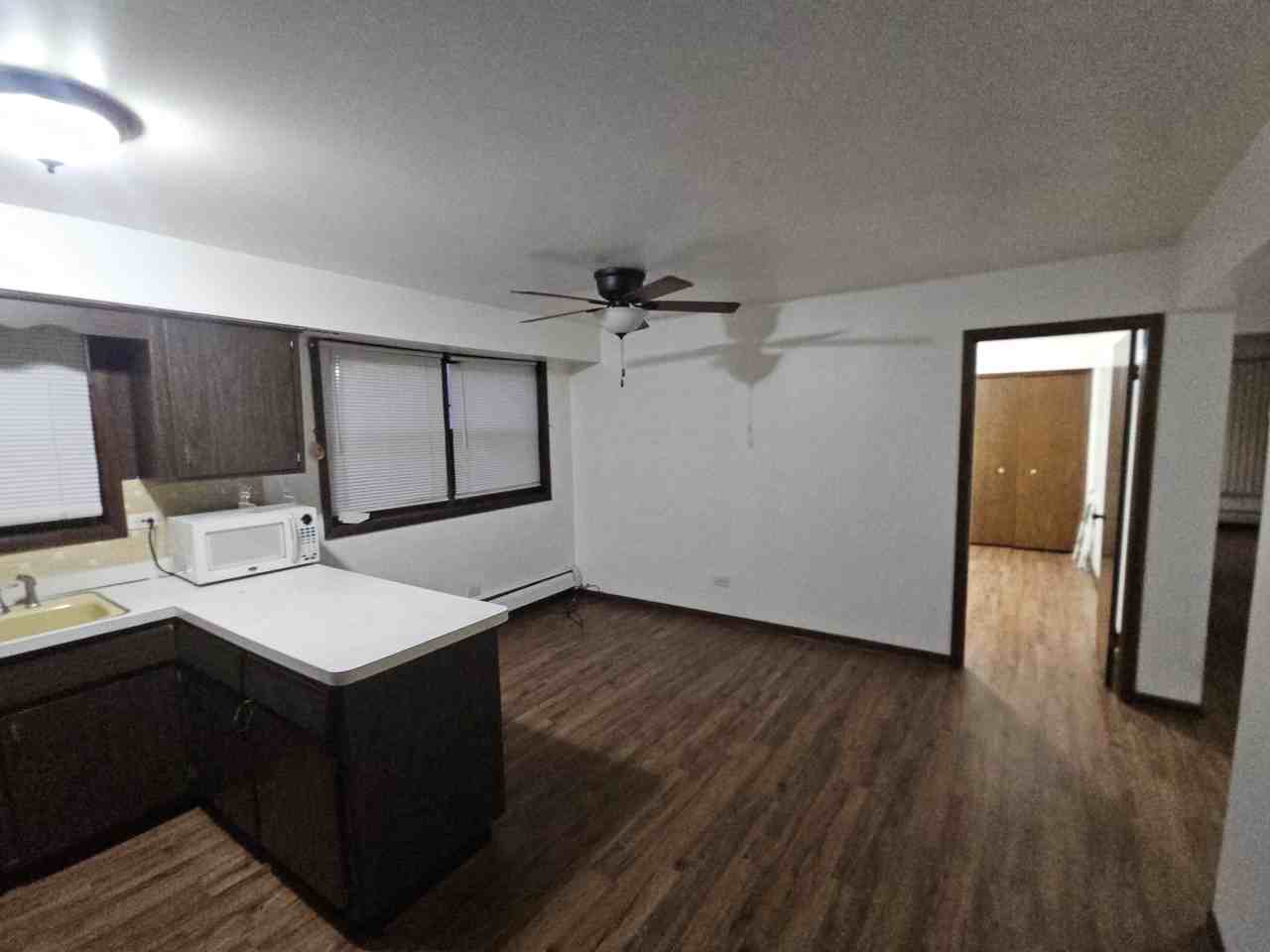 1860 State St - Photo 5 of 12
