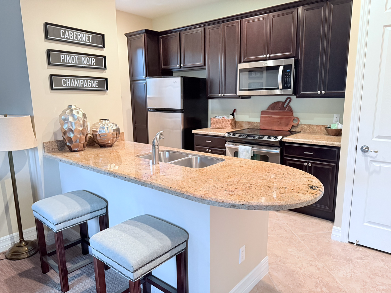 2683 Sunbury Dr #NA - Photo 4 of 10