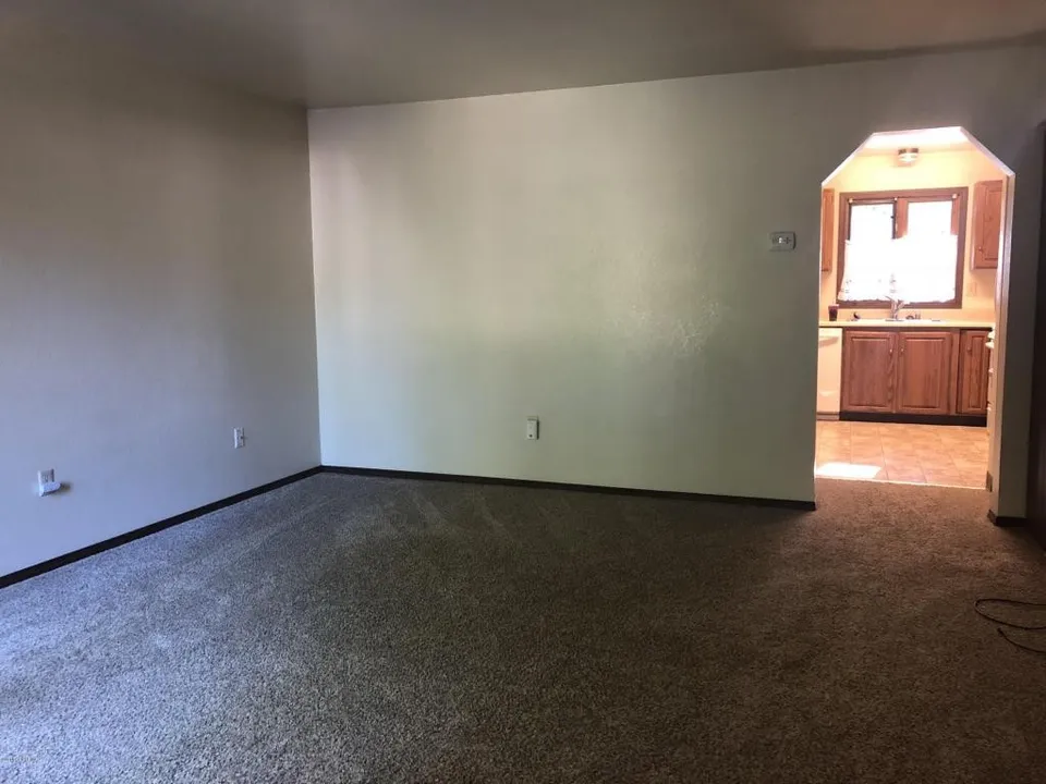 1245 N Injun Joe Cir #1 - Photo 4 of 10