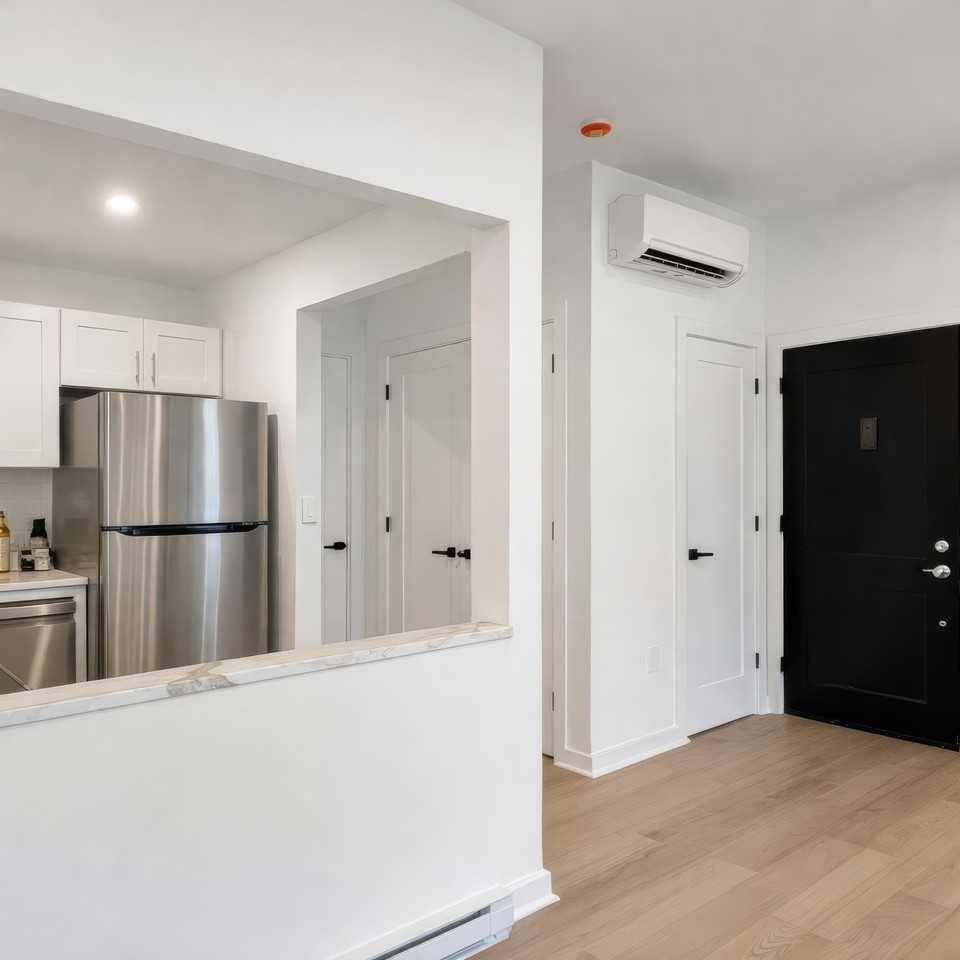 208 Warren St #4 - Photo 4 of 14