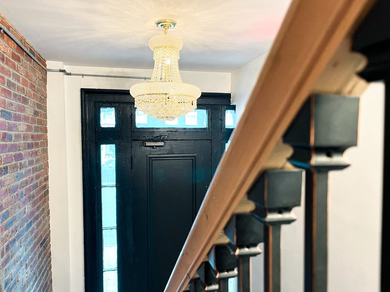 208 Warren St #4 - Photo 7 of 14
