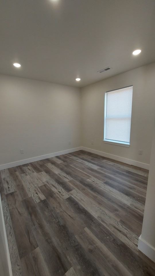 1713 Soaring Ct #1713 - Photo 4 of 10