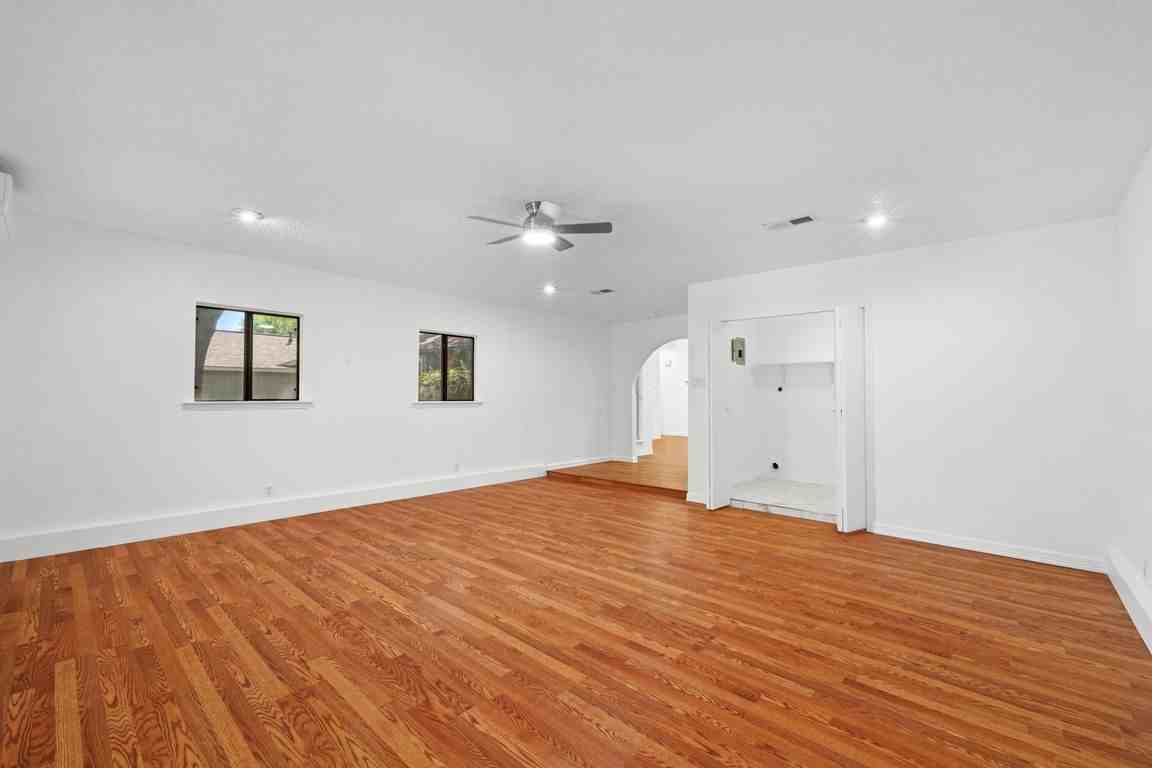13934 Mission Vly #NA - Photo 4 of 23
