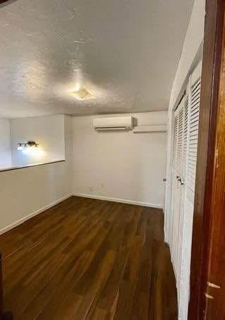 817 Honore Ave #NA - Photo 3 of 10