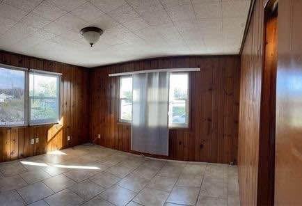 817 Honore Ave #NA - Photo 6 of 10