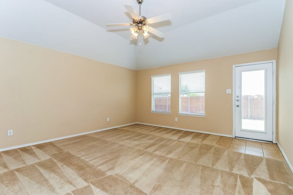 1235 Sweetwater Dr - Photo 2 of 16