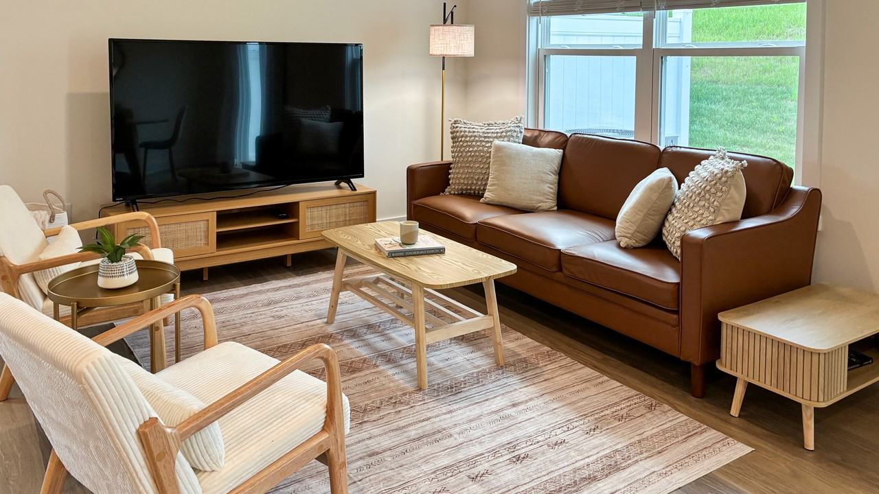 314 Seymour Centre Blvd #314 - Photo 5 of 36