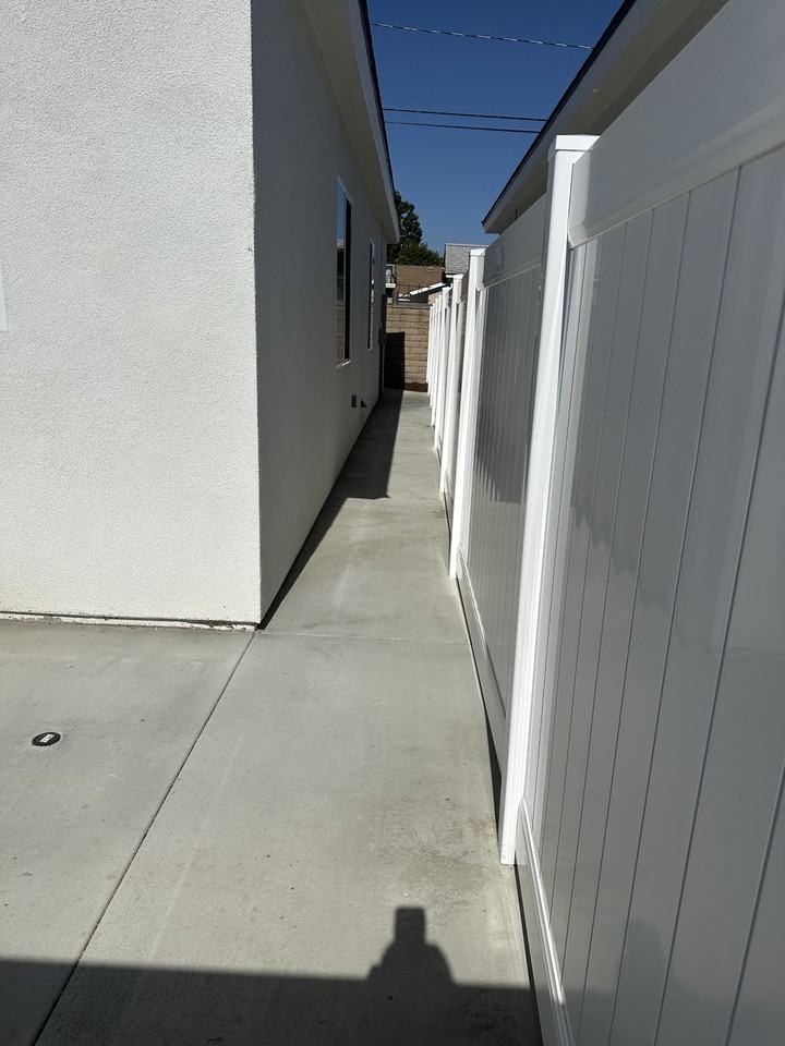 12626 Fletcher Dr #NA - Photo 2 of 18