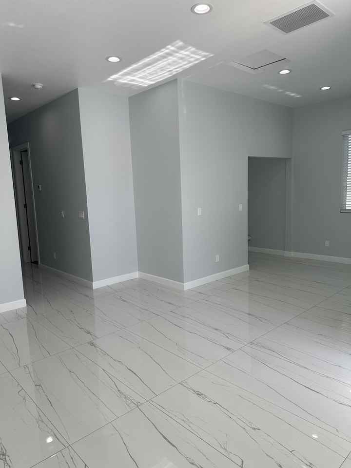 12626 Fletcher Dr #NA - Photo 4 of 18
