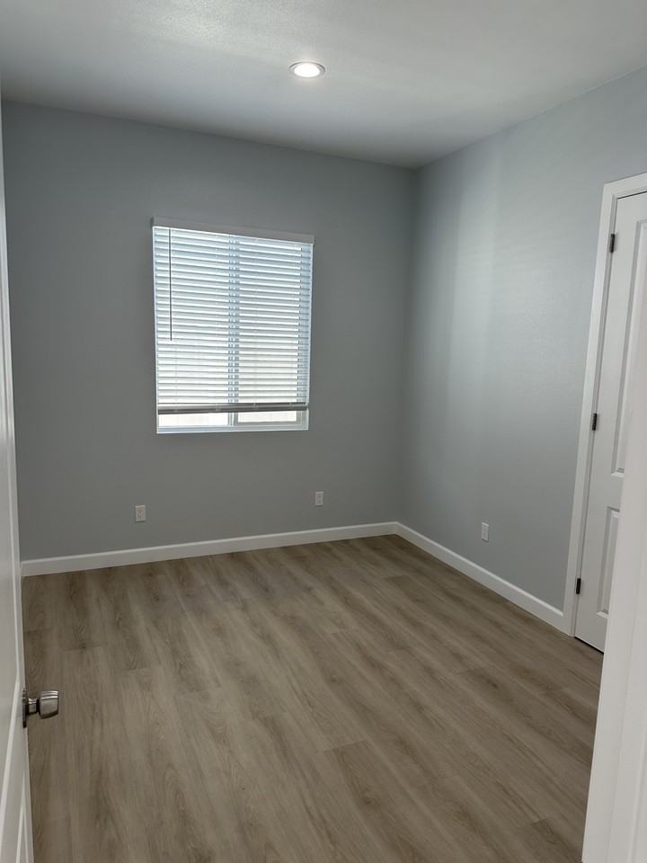 12626 Fletcher Dr #NA - Photo 7 of 18
