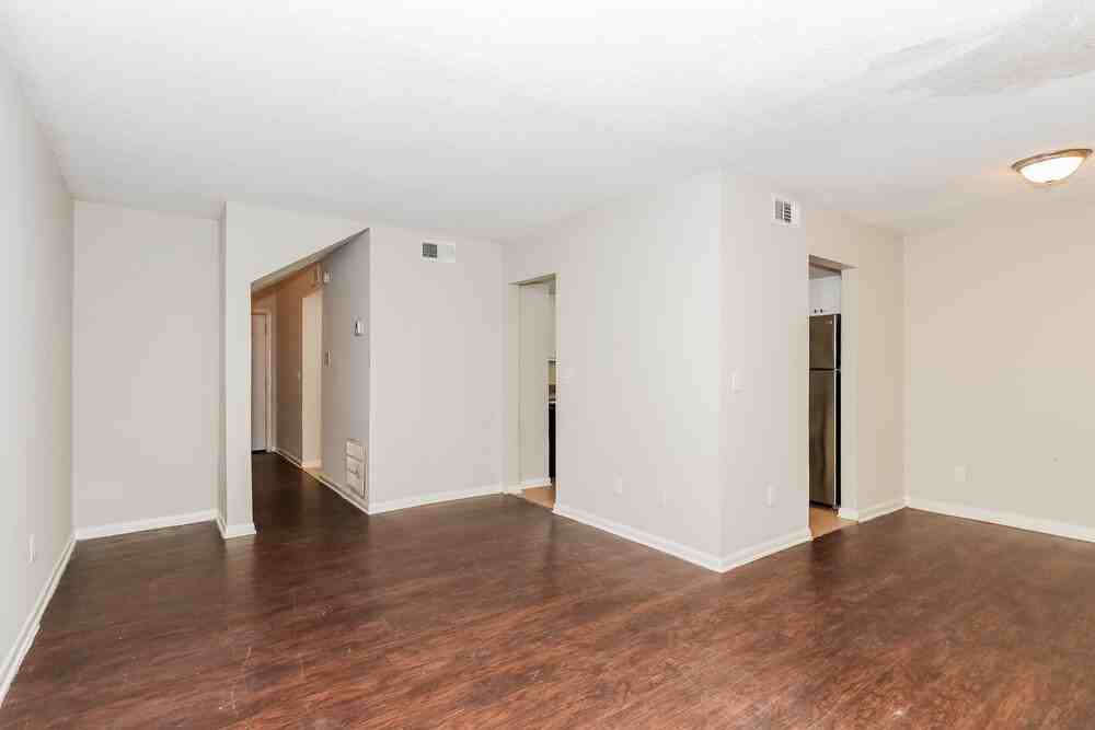 3419 Cobbs Ferry Dr - Photo 4 of 17