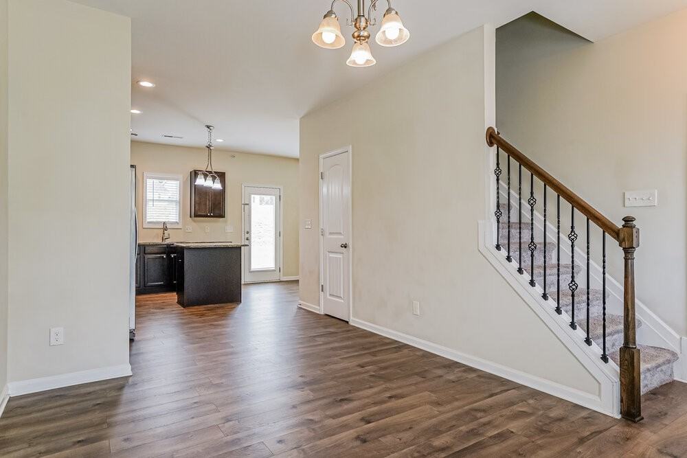 113 Pumpkin Hill Rdg - Photo 6 of 19
