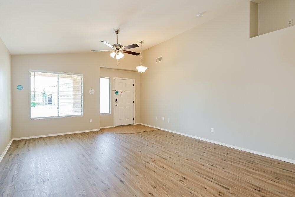11320 W Cotton Bale Ln - Photo 5 of 19
