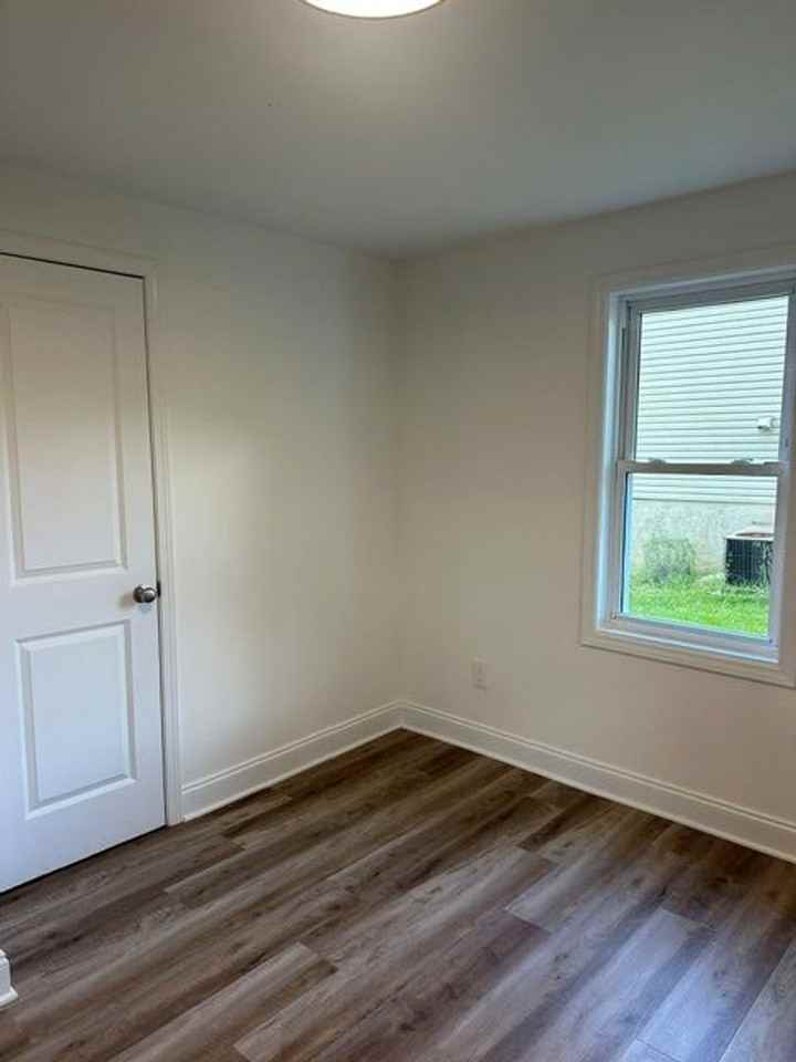 1915 Wells Dr - Photo 7 of 9
